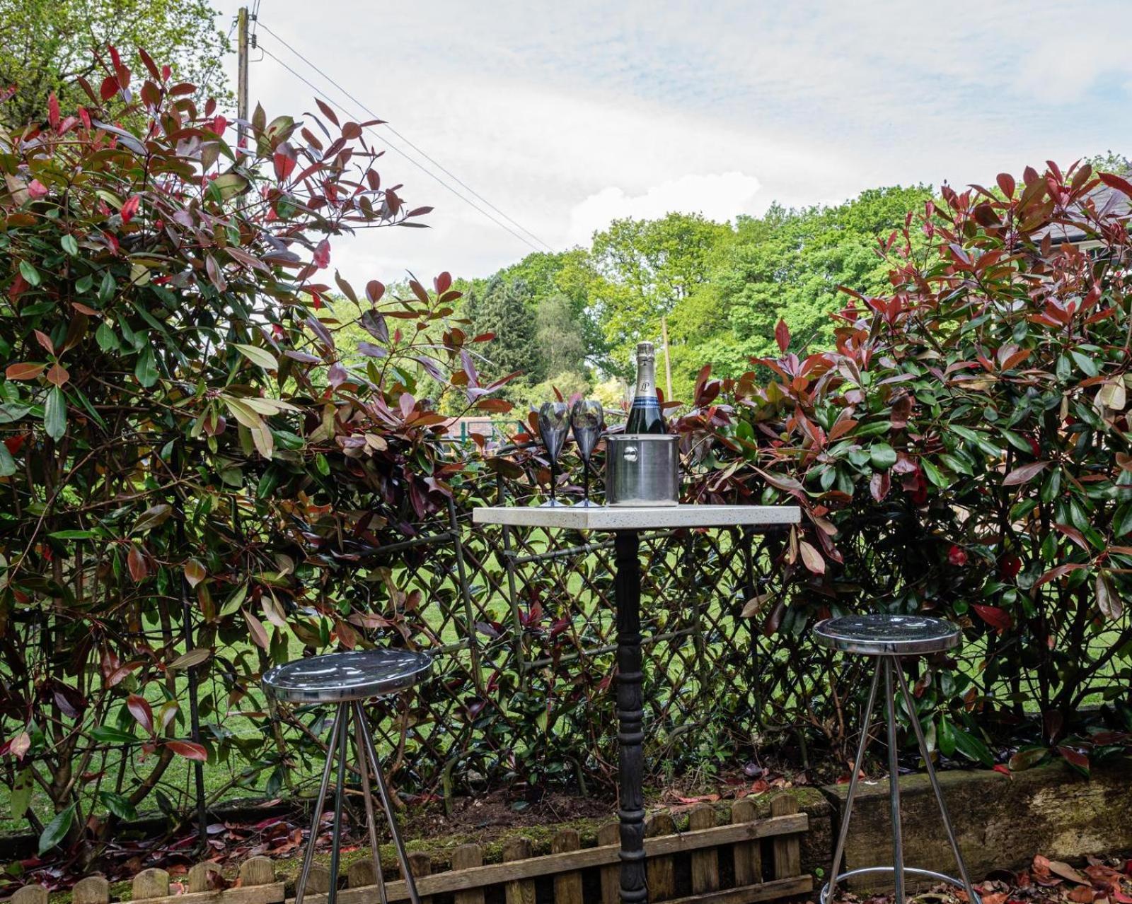 Quiet Self Contained Cottage Near Delamere Forest Cuddington  Exterior photo